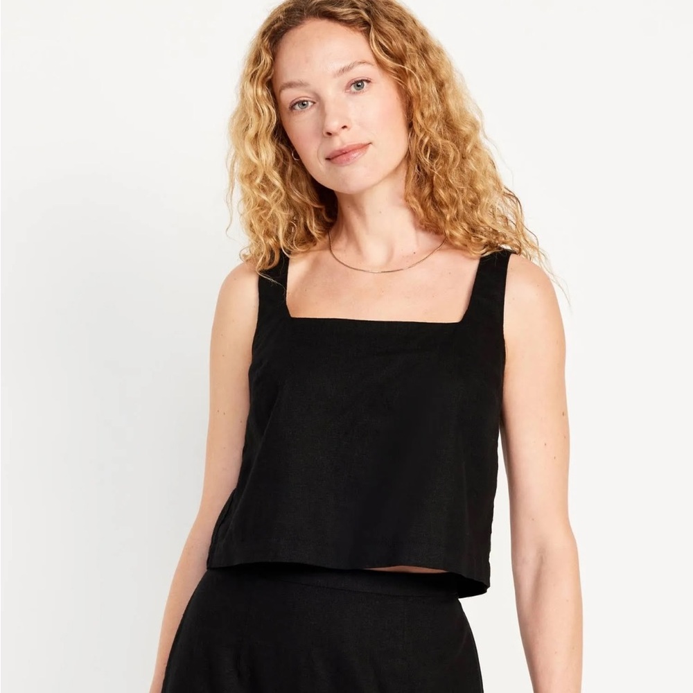 NWT Old Navy Black Sleeveless Linen Blend Crop Top